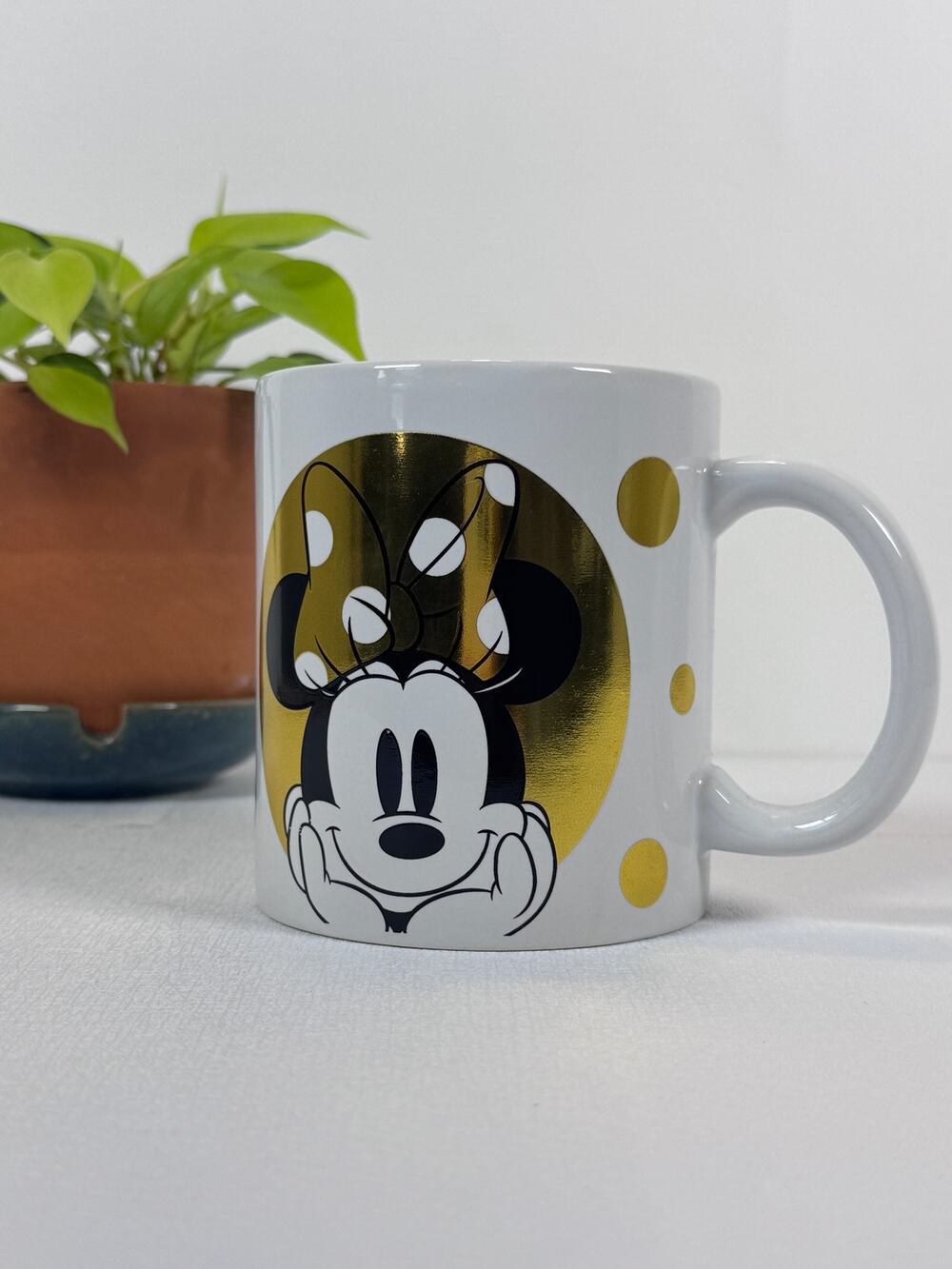Disney Minnie Mouse Mug Galerie Gold Foil Dots White Ceramic 20oz Coffee Cup